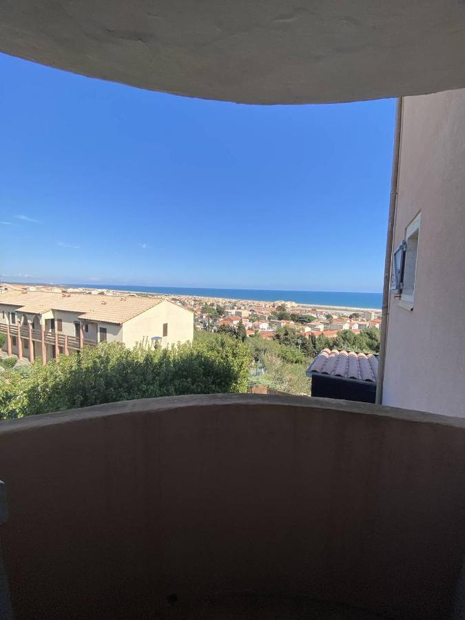 Appartement T3 Avec Terrasse Donnant Sur La Mer Sur Saint Pierre La Mer Extérieur photo